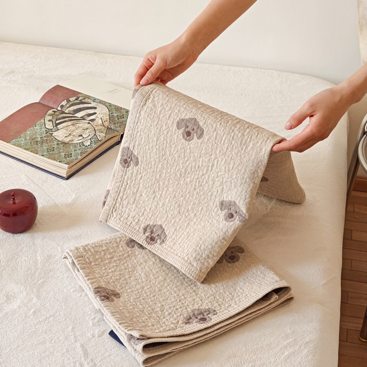 91家纺网 家纺一手货源 找家纺 沐瑟家纺 2026新款卡通小清新枕巾 叮叮狗 浅咖色