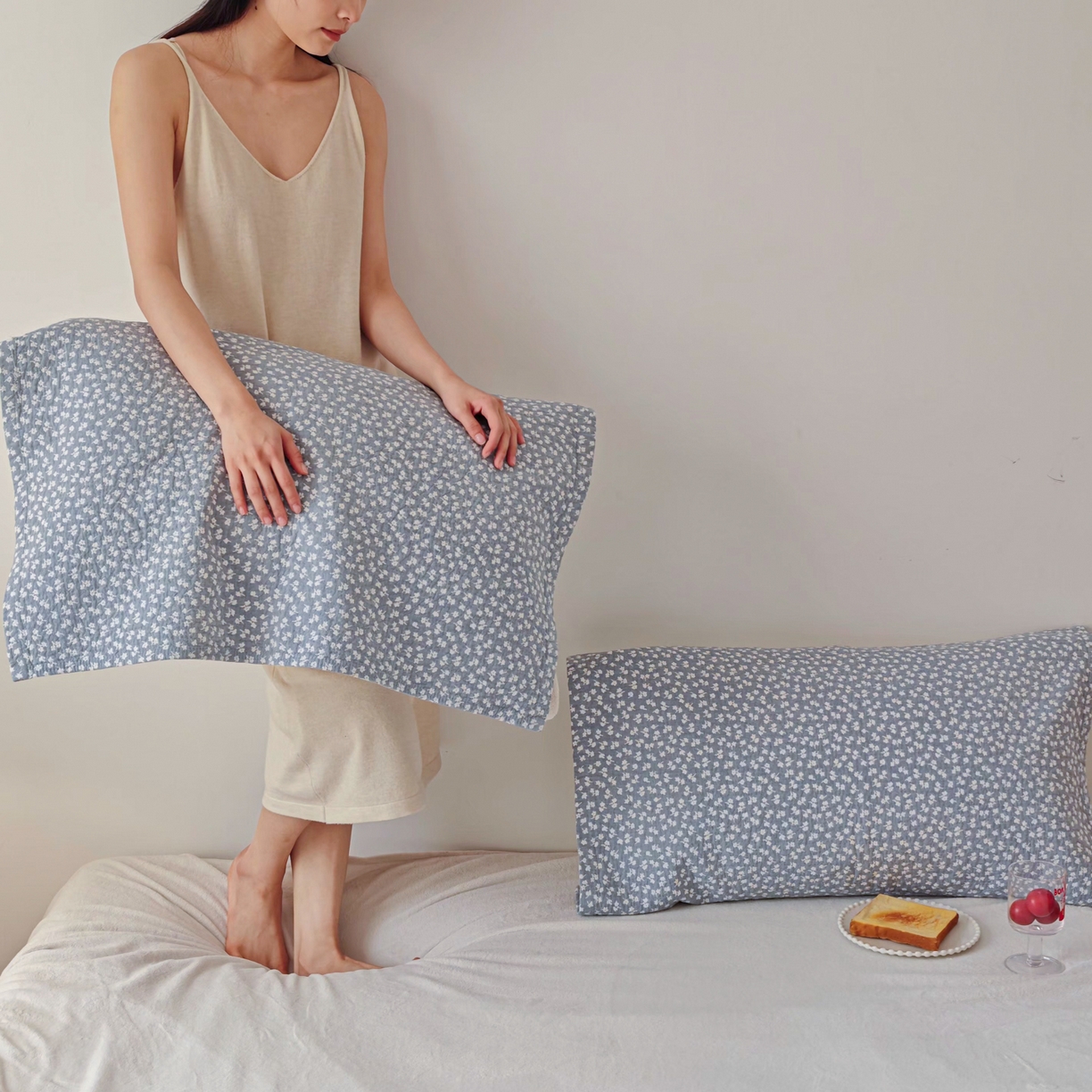 91家纺网 家纺一手货源 找家纺 沐瑟家纺 2026新款卡通小清新枕巾 枫叶 蓝色