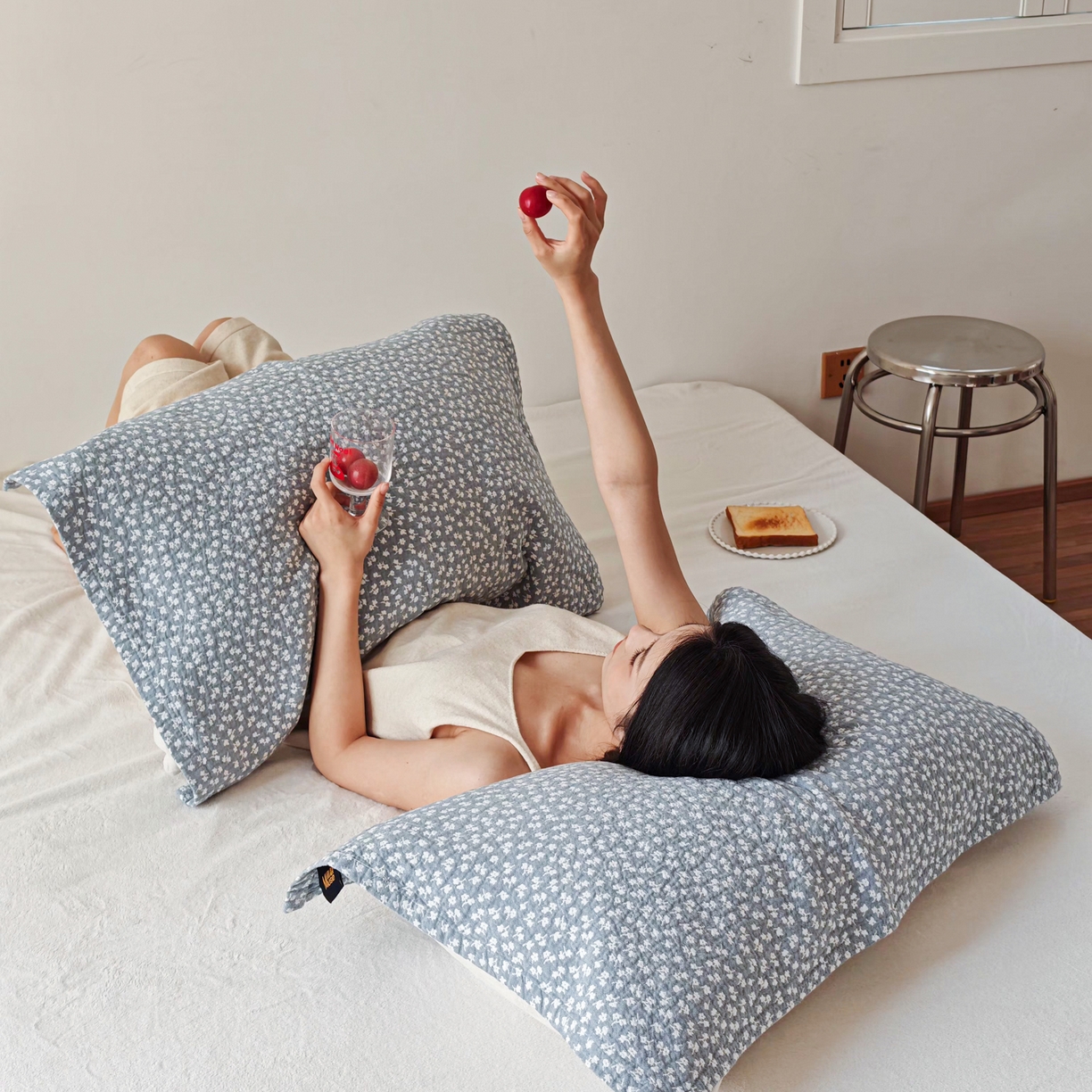 91家纺网 家纺一手货源 找家纺 沐瑟家纺 2026新款卡通小清新枕巾 枫叶 蓝色