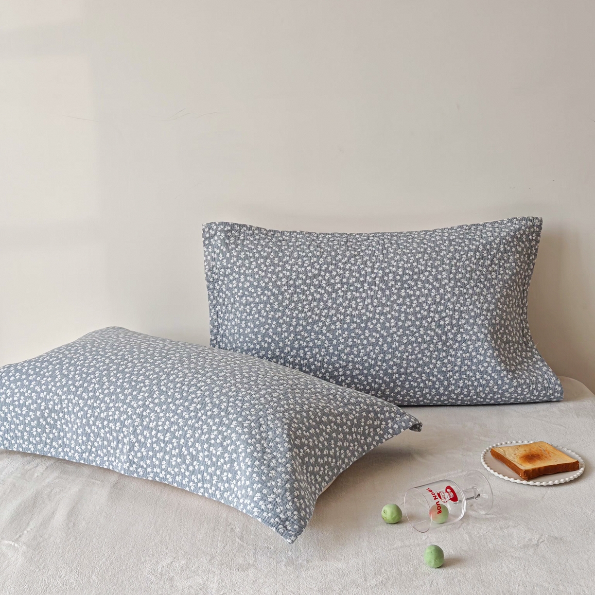 91家纺网 家纺一手货源 找家纺 沐瑟家纺 2026新款卡通小清新枕巾 枫叶 蓝色