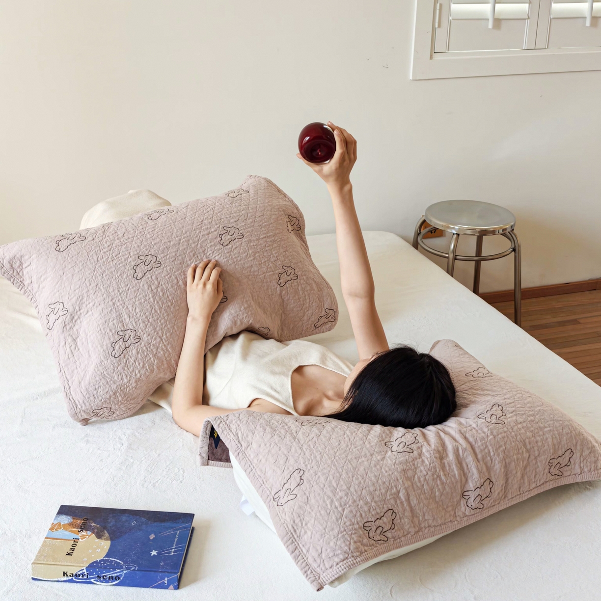 91家纺网 家纺一手货源 找家纺 沐瑟家纺 2026新款卡通小清新枕巾 浅跳兔 粉色