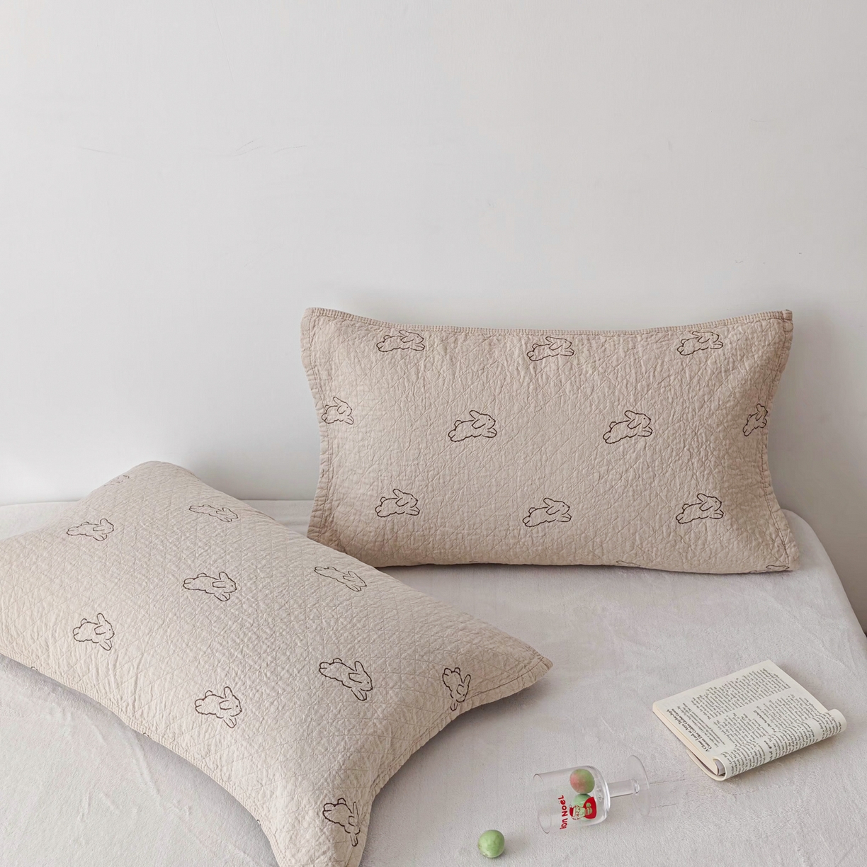 91家纺网 家纺一手货源 找家纺 沐瑟家纺 2026新款卡通小清新枕巾 浅跳兔 浅咖咖色