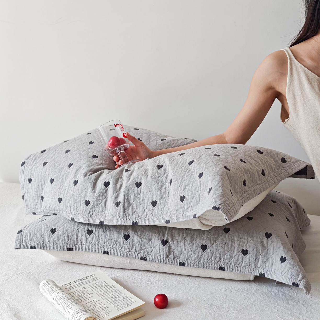 91家纺网 家纺一手货源 找家纺 沐瑟家纺 2026新款卡通小清新枕巾 心情 灰蓝