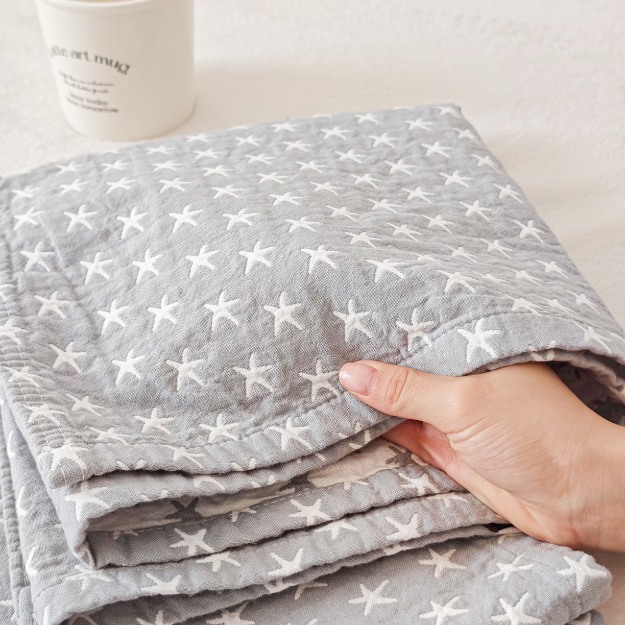 91家纺网 家纺一手货源 找家纺 沐瑟家纺 2026新款卡通小清新枕巾 星星 灰色