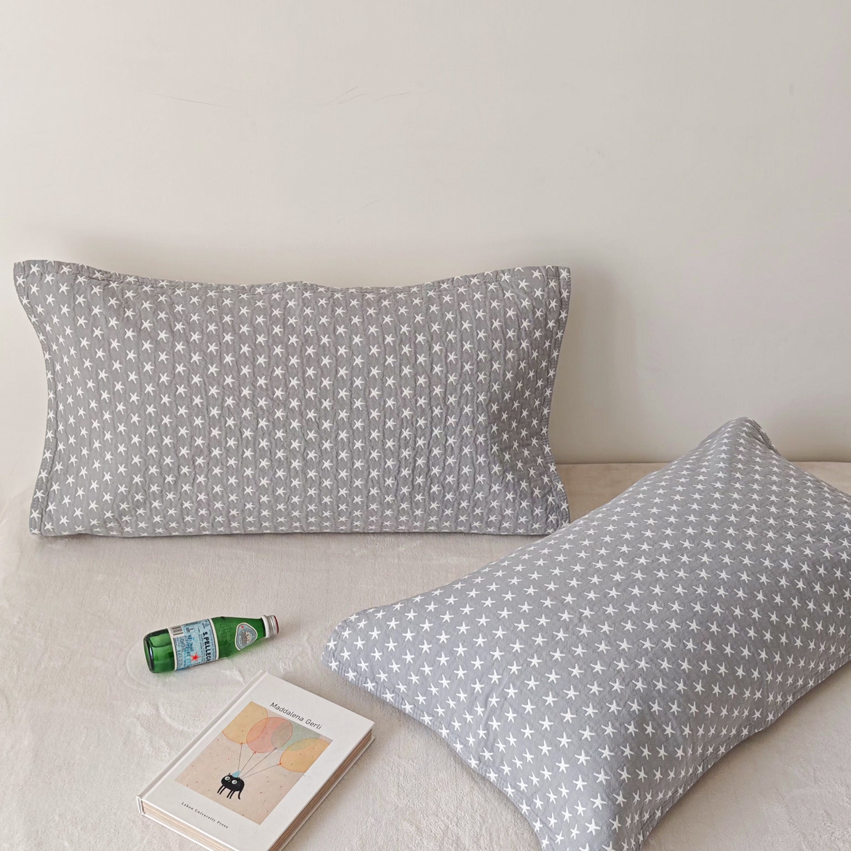 91家纺网 家纺一手货源 找家纺 沐瑟家纺 2026新款卡通小清新枕巾 星星 灰色