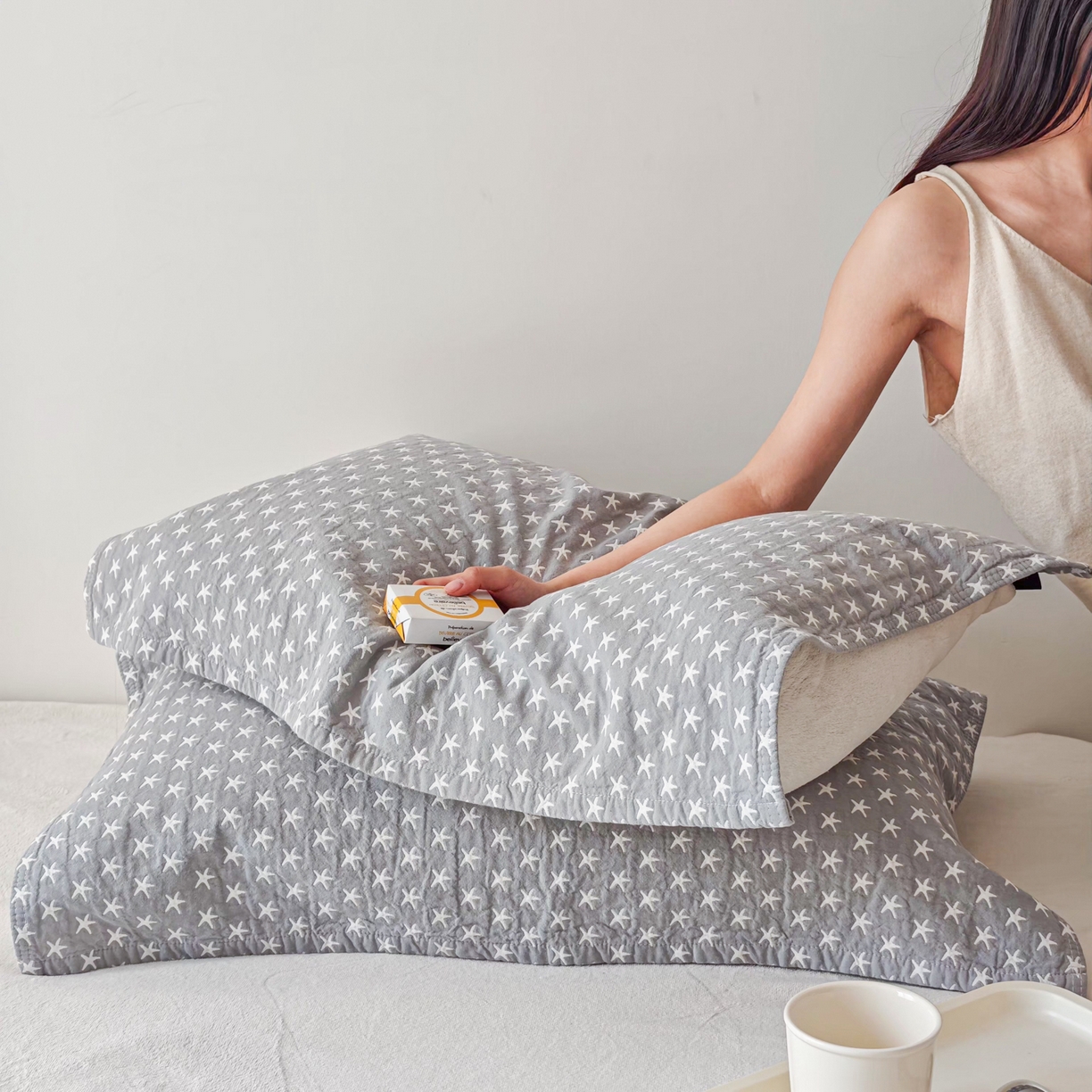 91家纺网 家纺一手货源 找家纺 沐瑟家纺 2026新款卡通小清新枕巾 星星 灰色