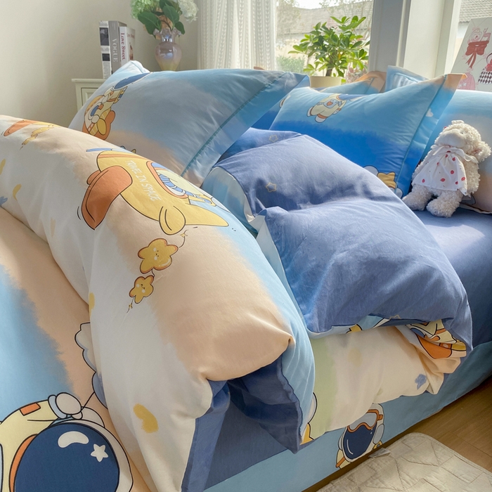 91家纺网 家纺一手货源 找家纺 凌鼎 2026新款多规格掉边全棉印花四件套 浪漫宇航