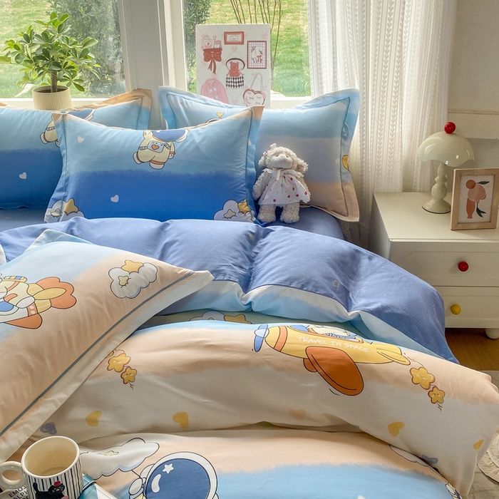 91家纺网 家纺一手货源 找家纺 凌鼎 2026新款多规格掉边全棉印花四件套 浪漫宇航