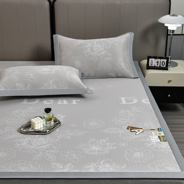 91家纺网 家纺一手货源 找家纺 小牛席业 2026新款【实拍风格】PE凉感-轻奢赫本提花冰丝席系列凉席藤席冰藤席冰丝席竹席 香槟