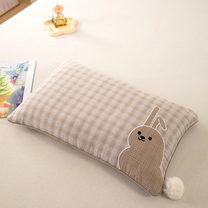 91家纺网 家纺一手货源 找家纺 枕之坊 2026新款全棉毛球兔子荞麦枕 毛球兔-咖色