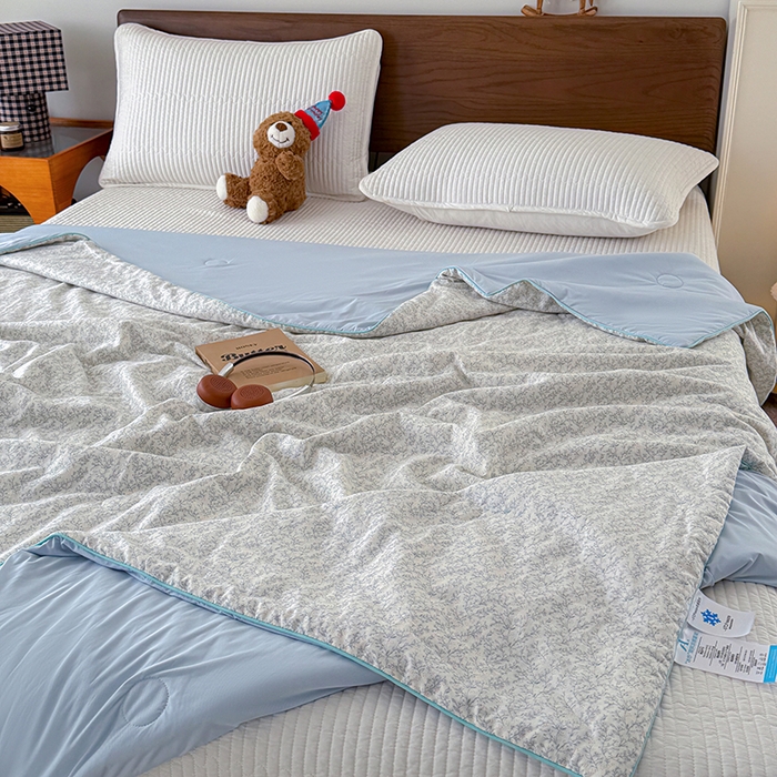 91家纺网 家纺一手货源 找家纺 HL原创 2026新款全棉双层纱小冰皮冰纱双感夏被夏凉被空调被 枝蔓