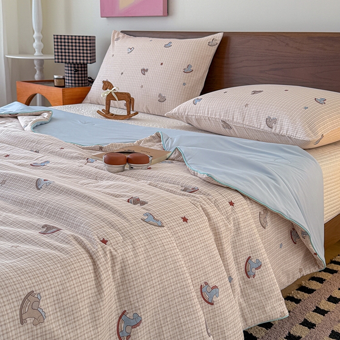 91家纺网 家纺一手货源 找家纺 HL原创 2026新款全棉双层纱小冰皮冰纱双感夏被夏凉被空调被 旋转木马