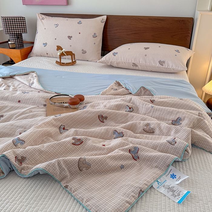 91家纺网 家纺一手货源 找家纺 HL原创 2026新款全棉双层纱小冰皮冰纱双感夏被夏凉被空调被 旋转木马