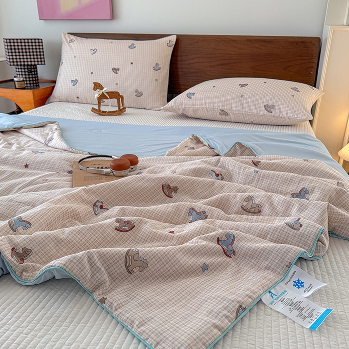 91家纺网 家纺一手货源 找家纺 HL原创 2026新款全棉双层纱小冰皮冰纱双感夏被夏凉被空调被 旋转木马