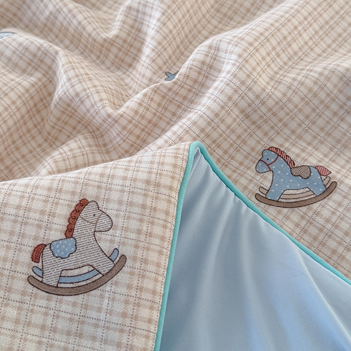 91家纺网 家纺一手货源 找家纺 HL原创 2026新款全棉双层纱小冰皮冰纱双感夏被夏凉被空调被 旋转木马