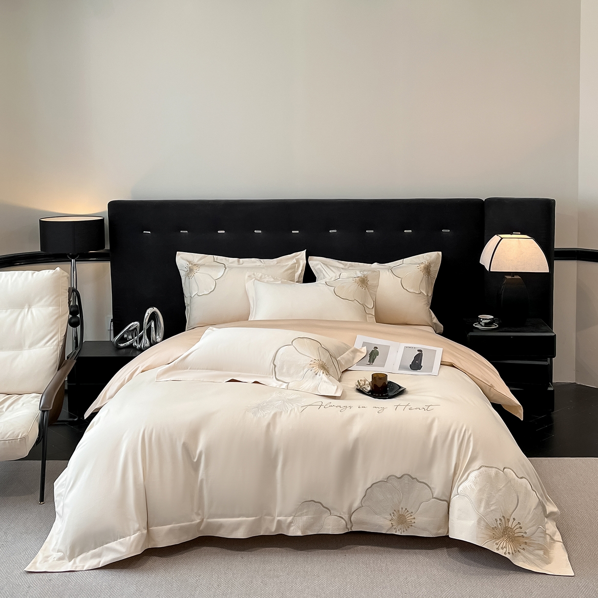 91家纺网 家纺一手货源 找家纺 置顶家纺 2026新款亲肤加厚磨毛刺绣四件套-花颜叶语 花颜叶语-白+奶咖