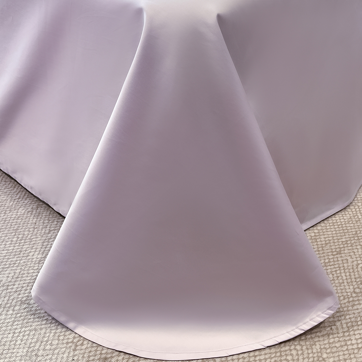 91家纺网 家纺一手货源 找家纺 置顶家纺 2026新款亲肤加厚磨毛刺绣四件套-花颜叶语 花颜叶语-白+香芋紫