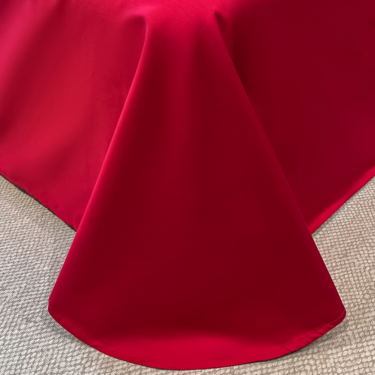 91家纺网 家纺一手货源 找家纺 置顶家纺 2026新款亲肤加厚磨毛刺绣四件套-花颜叶语 花颜叶语-大红