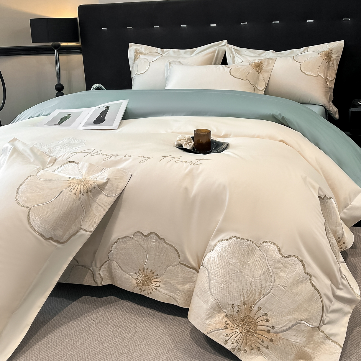 91家纺网 家纺一手货源 找家纺 置顶家纺 2026新款亲肤加厚磨毛刺绣四件套-花颜叶语 花颜叶语-白+繁星蓝