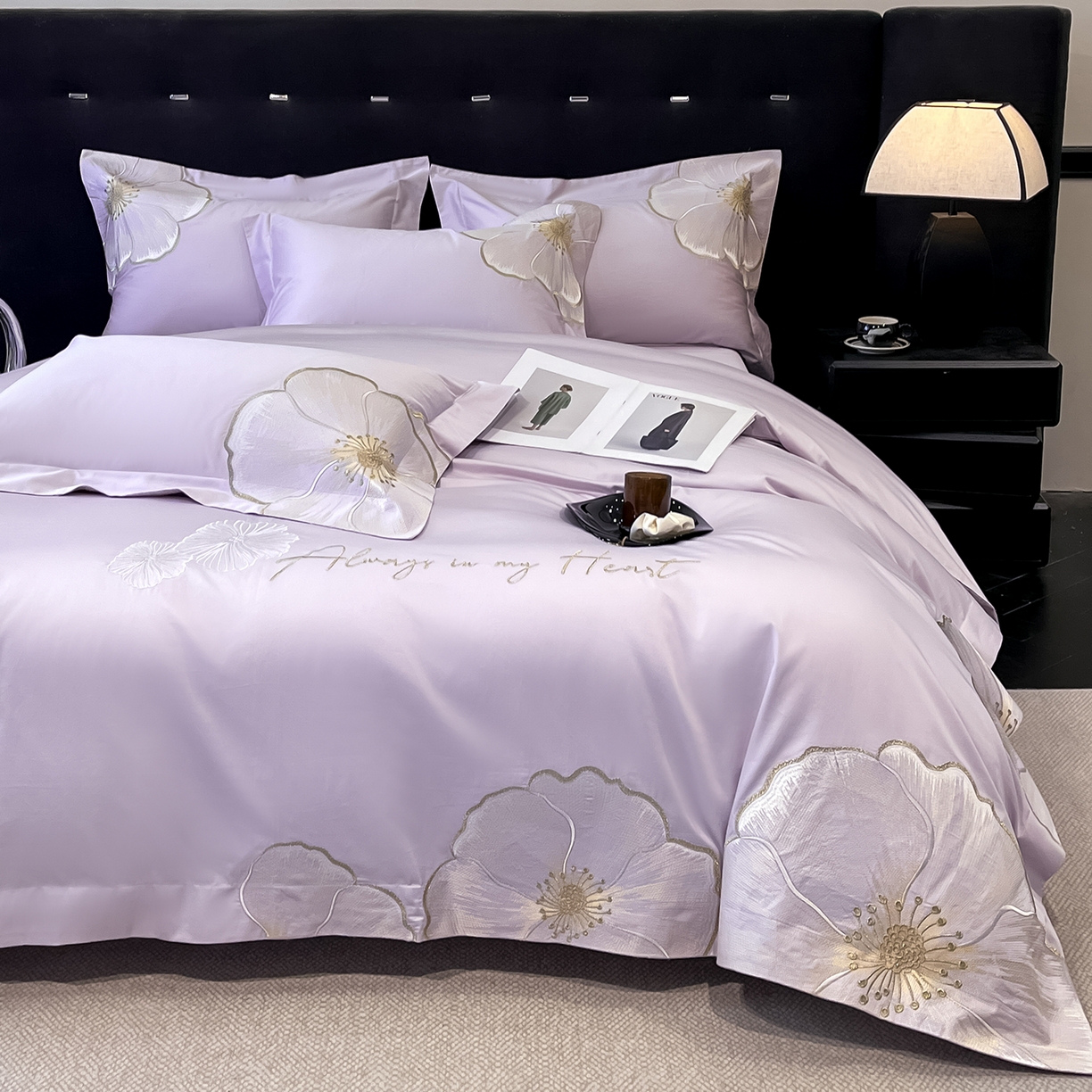 91家纺网 家纺一手货源 找家纺 置顶家纺 2026新款亲肤加厚磨毛刺绣四件套-花颜叶语 花颜叶语-香芋紫