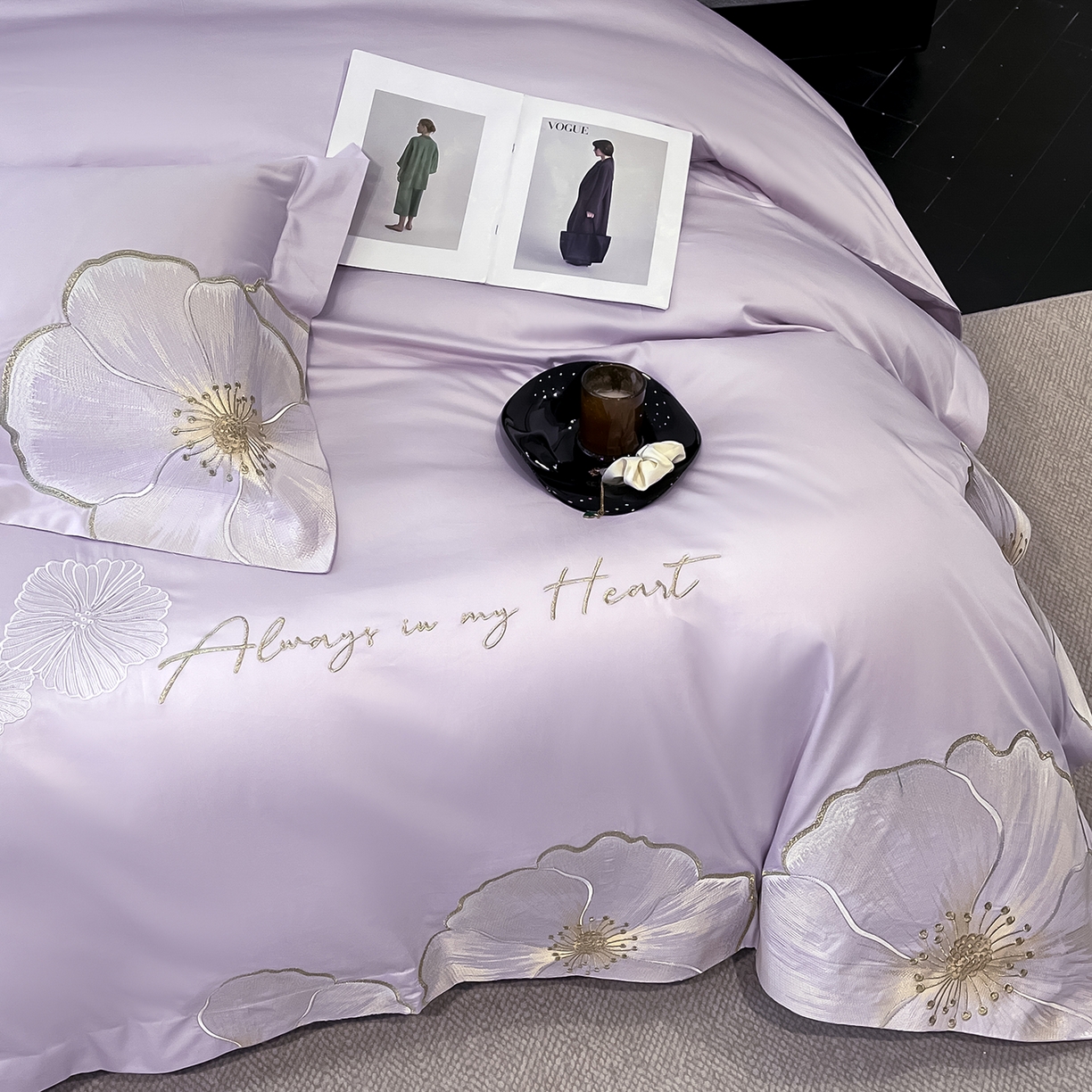 91家纺网 家纺一手货源 找家纺 置顶家纺 2026新款亲肤加厚磨毛刺绣四件套-花颜叶语 花颜叶语-香芋紫