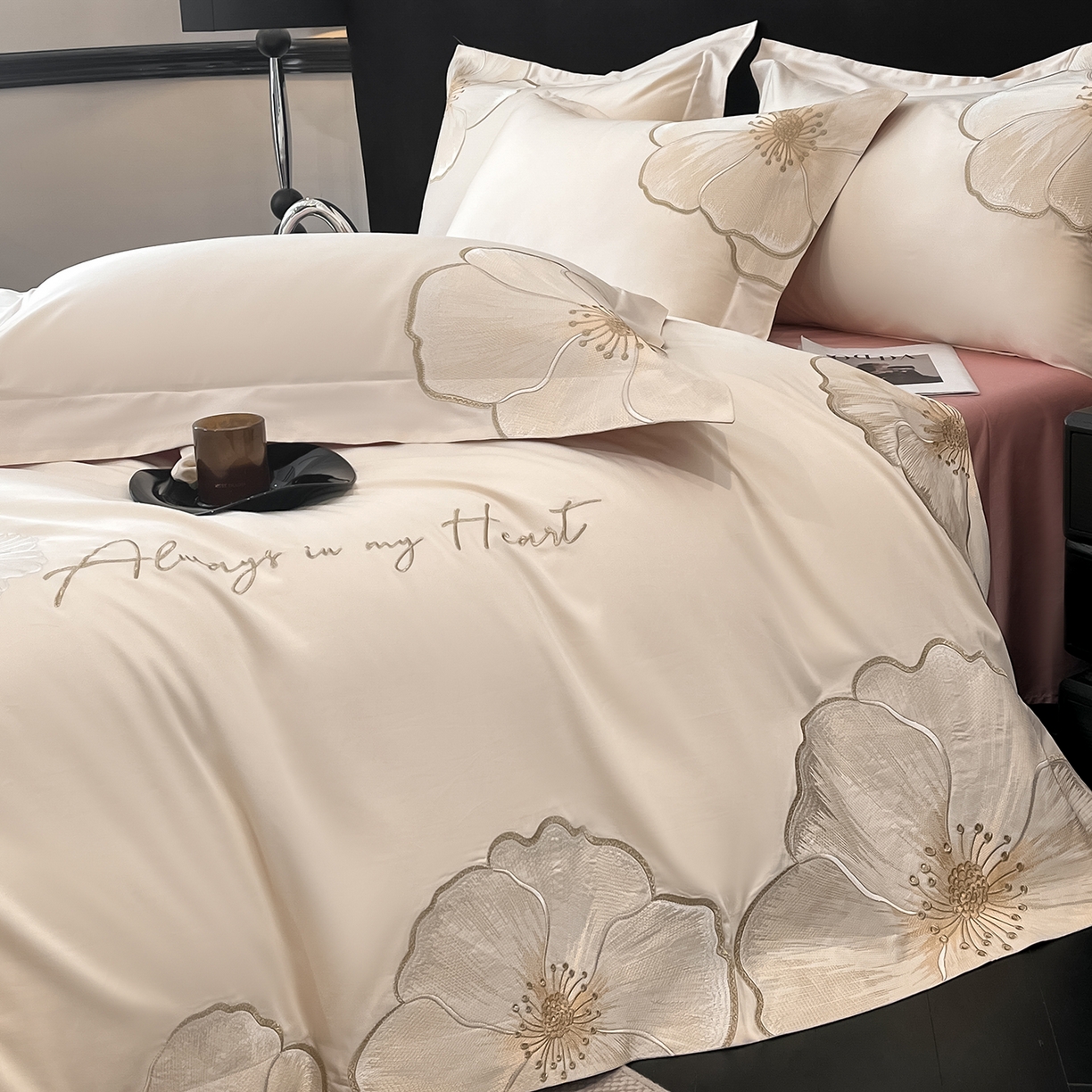 91家纺网 家纺一手货源 找家纺 （总）置顶家纺 2026新款亲肤加厚磨毛刺绣四件套-花颜叶语