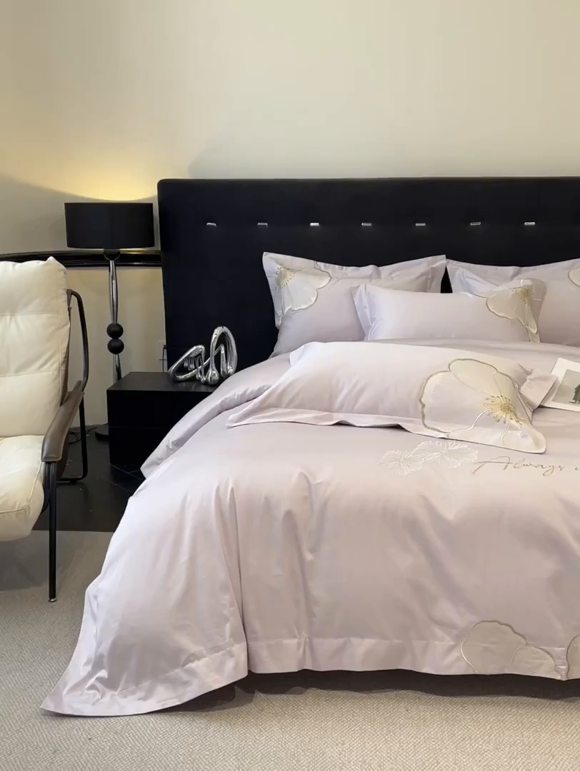 91家纺网 家纺一手货源 找家纺 置顶家纺 2026新款亲肤加厚磨毛刺绣四件套-花颜叶语 花颜叶语-香芋紫