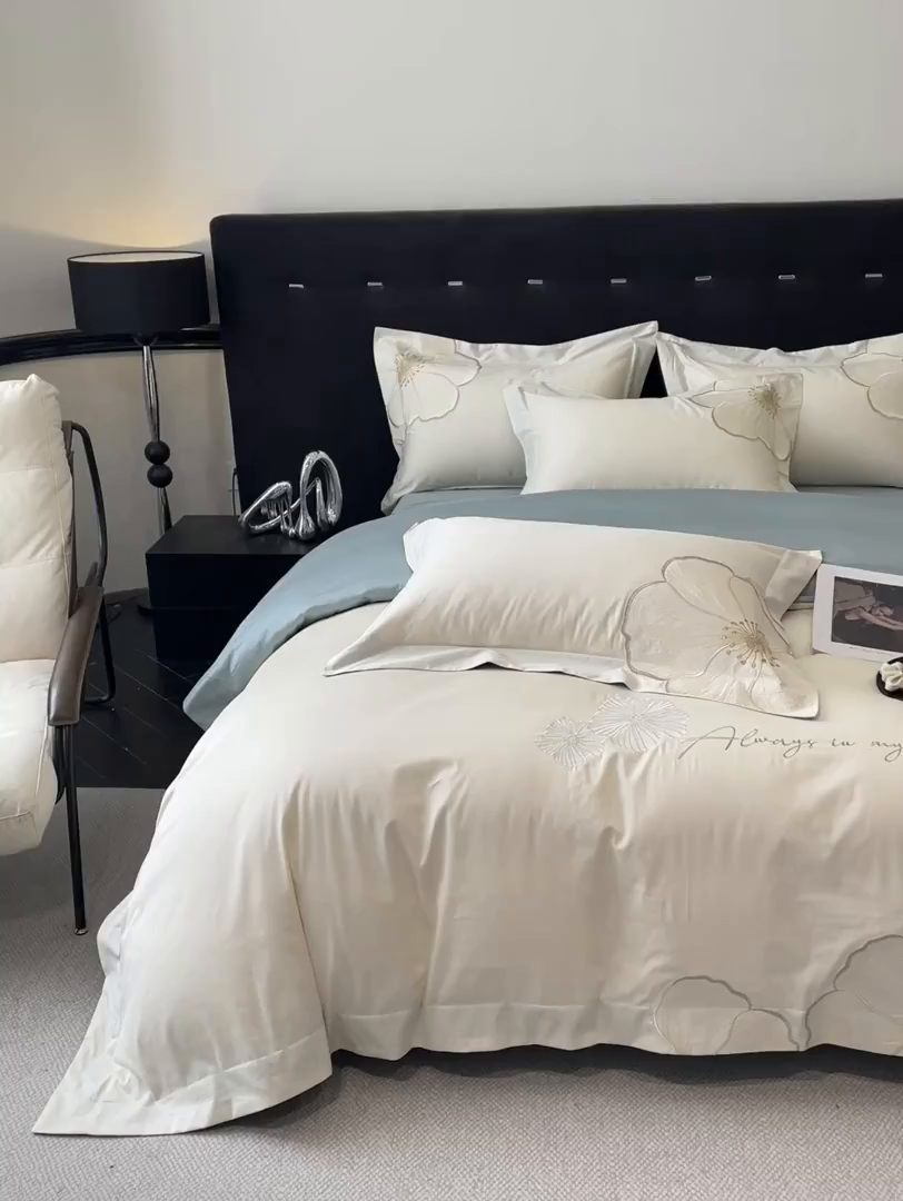 91家纺网 家纺一手货源 找家纺 置顶家纺 2026新款亲肤加厚磨毛刺绣四件套-花颜叶语 花颜叶语-白+繁星蓝