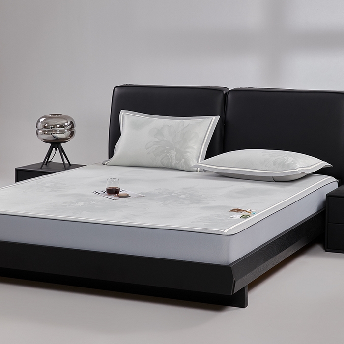 91家纺网 家纺一手货源 找家纺 小牛席业 2026新款牡丹琉璃冷感冰丝席（床笠款）凉席藤席冰藤席冰丝席竹席乳胶席凉豆豆席 灰绿