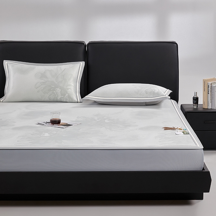 91家纺网 家纺一手货源 找家纺 小牛席业 2026新款牡丹琉璃冷感冰丝席（床笠款）凉席藤席冰藤席冰丝席竹席乳胶席凉豆豆席 灰绿