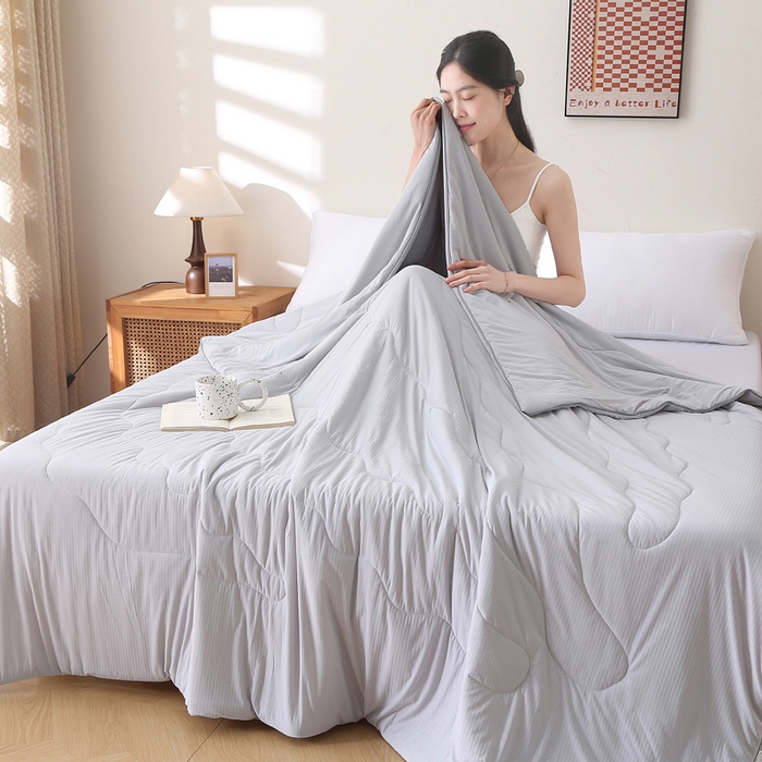 91家纺网 家纺一手货源 找家纺 天之悦家纺 2026热款针织提花夏被夏凉被空调被 灰色