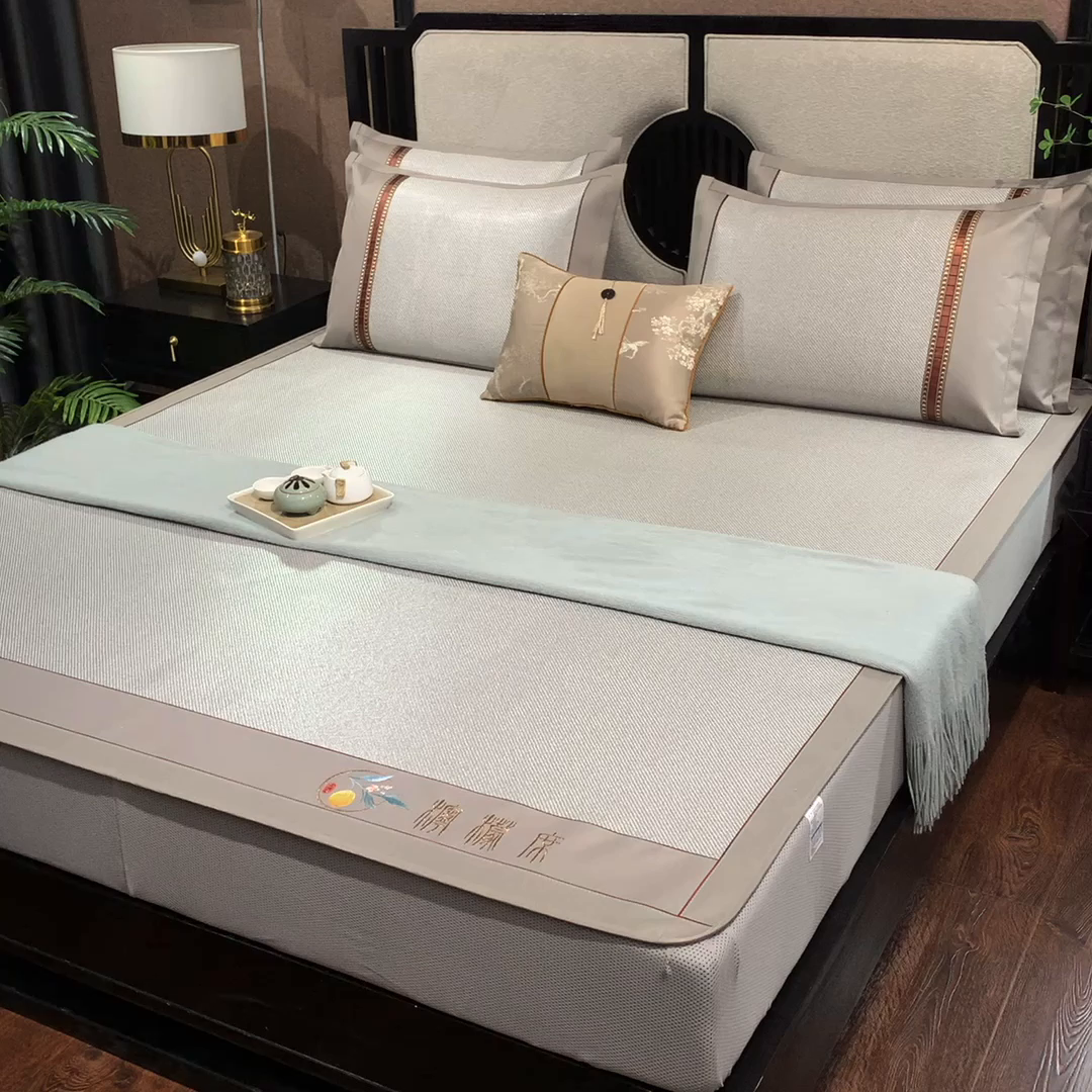 91家纺网 家纺一手货源 找家纺 小牛席业 2026新款柠檬清香冰藤席（床笠款）凉席藤席冰藤席冰丝席竹席乳胶席豆豆席 柠檬清香席-床笠款-银灰