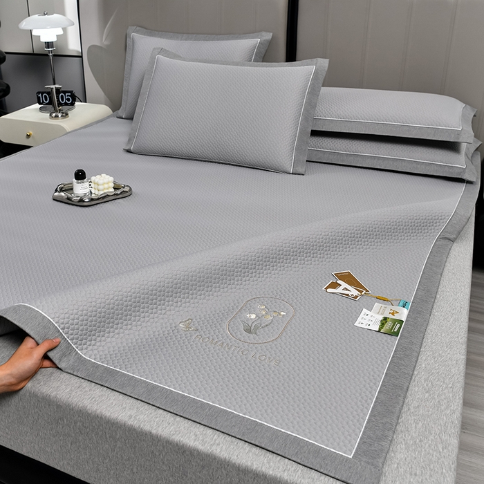 91家纺网 家纺一手货源 找家纺 小牛席业 2026新款轻奢风铃兰冷感豆豆席系列凉席藤席冰藤席冰丝席竹席乳胶席 灰色