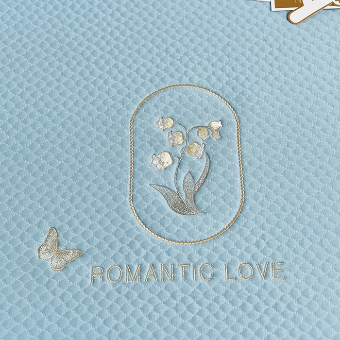 91家纺网 家纺一手货源 找家纺 小牛席业 2026新款轻奢风铃兰冷感豆豆席系列凉席藤席冰藤席冰丝席竹席乳胶席 蓝色