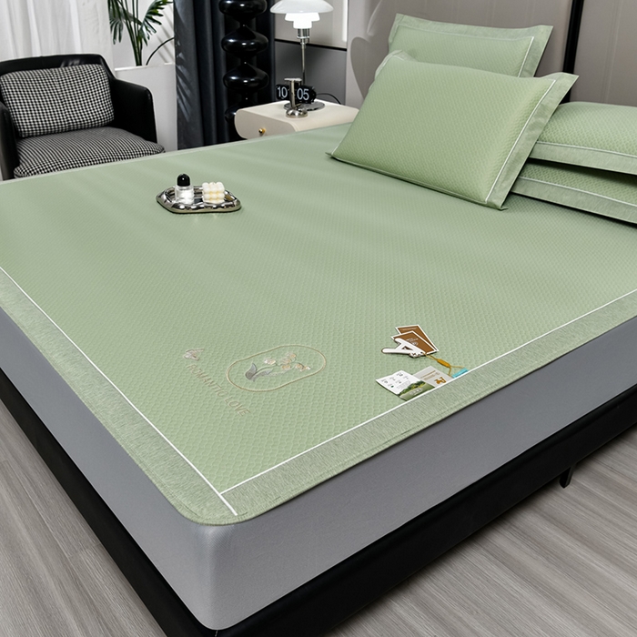 91家纺网 家纺一手货源 找家纺 小牛席业 2026新款轻奢风铃兰冷感豆豆席系列（床笠款）凉席藤席冰藤席冰丝席竹席乳胶席豆豆 绿色