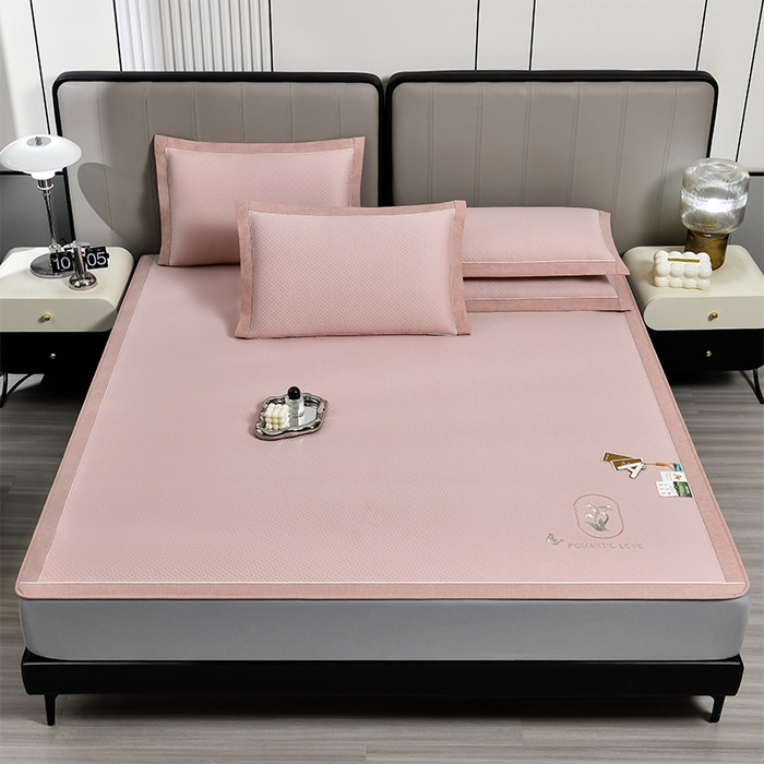 91家纺网 家纺一手货源 找家纺 小牛席业 2026新款轻奢风铃兰冷感豆豆席系列（床笠款）凉席藤席冰藤席冰丝席竹席乳胶席豆豆 粉色