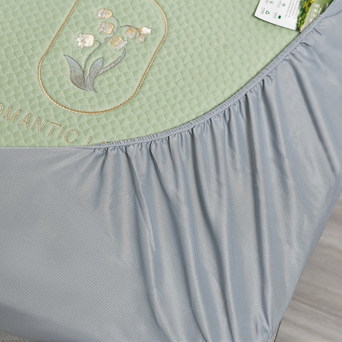 91家纺网 家纺一手货源 找家纺 小牛席业 2026新款轻奢风铃兰冷感豆豆席系列（床笠款）凉席藤席冰藤席冰丝席竹席乳胶席豆豆 绿色