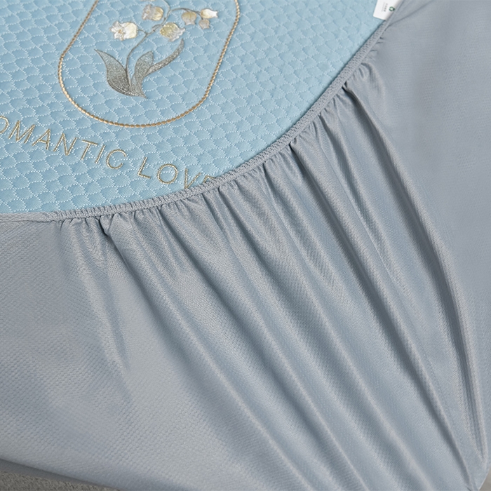 91家纺网 家纺一手货源 找家纺 小牛席业 2026新款轻奢风铃兰冷感豆豆席系列（床笠款）凉席藤席冰藤席冰丝席竹席乳胶席豆豆 蓝色