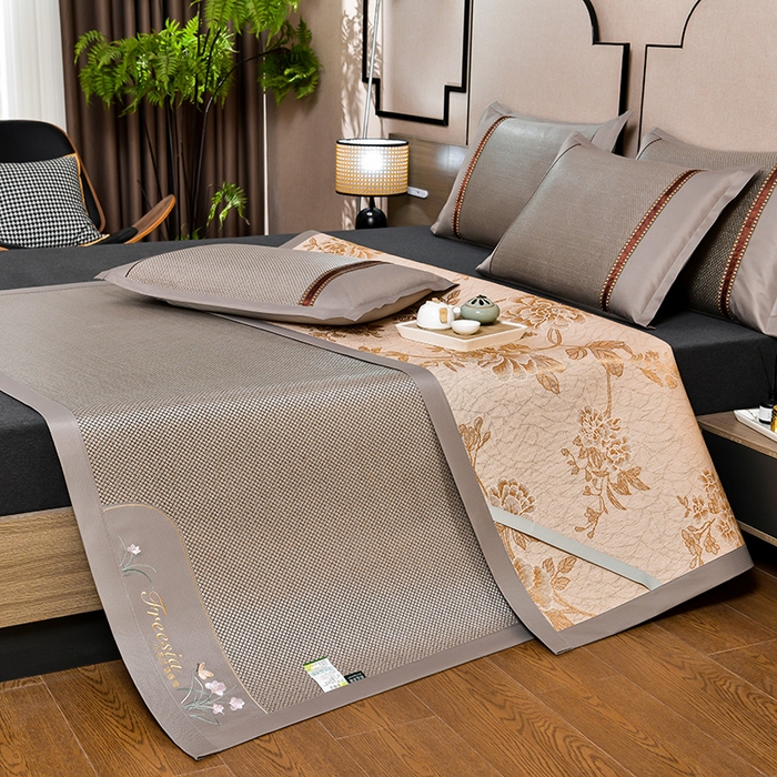 91家纺网 家纺一手货源 找家纺 小牛席业 2026新款小苍兰冰藤-双面席系列凉席藤席冰藤席冰丝席竹席乳胶席凉感豆豆席 小苍兰清香冰藤席-香槟