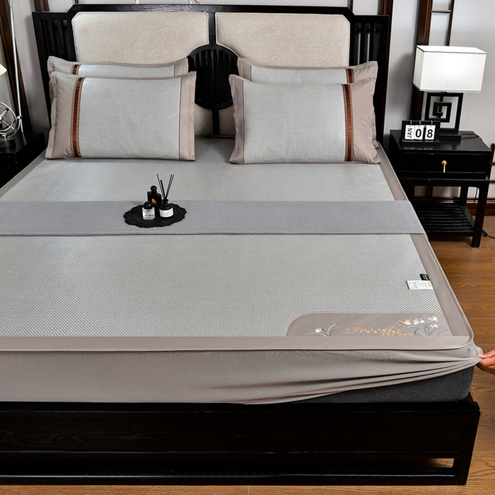 91家纺网 家纺一手货源 找家纺 （总）小牛席业 2026新款小苍兰冰藤席系列（床笠款）凉席藤席冰藤席冰丝席竹席乳胶席