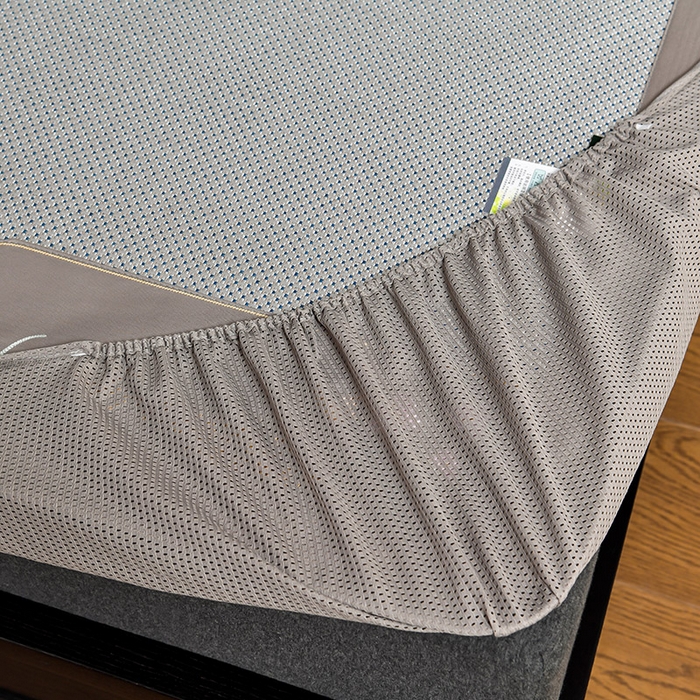 91家纺网 家纺一手货源 找家纺 小牛席业 2026新款小苍兰冰藤席系列（床笠款）凉席藤席冰藤席冰丝席竹席乳胶席 小苍兰清香冰藤席-床笠款（银灰）