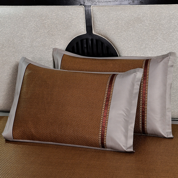 91家纺网 家纺一手货源 找家纺 小牛席业 2026新款小苍兰冰藤席系列（床笠款）凉席藤席冰藤席冰丝席竹席乳胶席 小苍兰清香冰藤席-床笠款（黑咖）