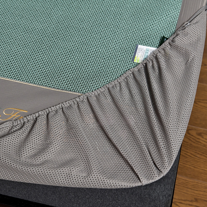 91家纺网 家纺一手货源 找家纺 小牛席业 2026新款小苍兰冰藤席系列（床笠款）凉席藤席冰藤席冰丝席竹席乳胶席 小苍兰清香冰藤席-床笠款（绿色）