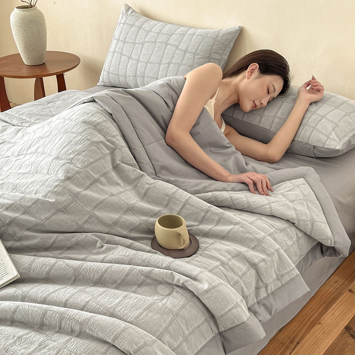 91家纺网 家纺一手货源 找家纺 绒城 2026新款全棉纯棉大提花新疆棉花夏被夏凉被空调被四件套-石纹 石纹-浅灰