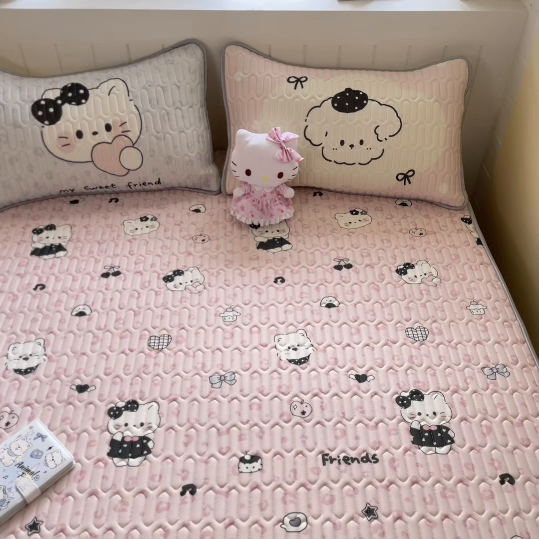 91家纺网 家纺一手货源 找家纺 摩妮卡 2026春夏新款凉感丝印花小清新乳胶凉席席子床笠款三件套 友谊之家-粉