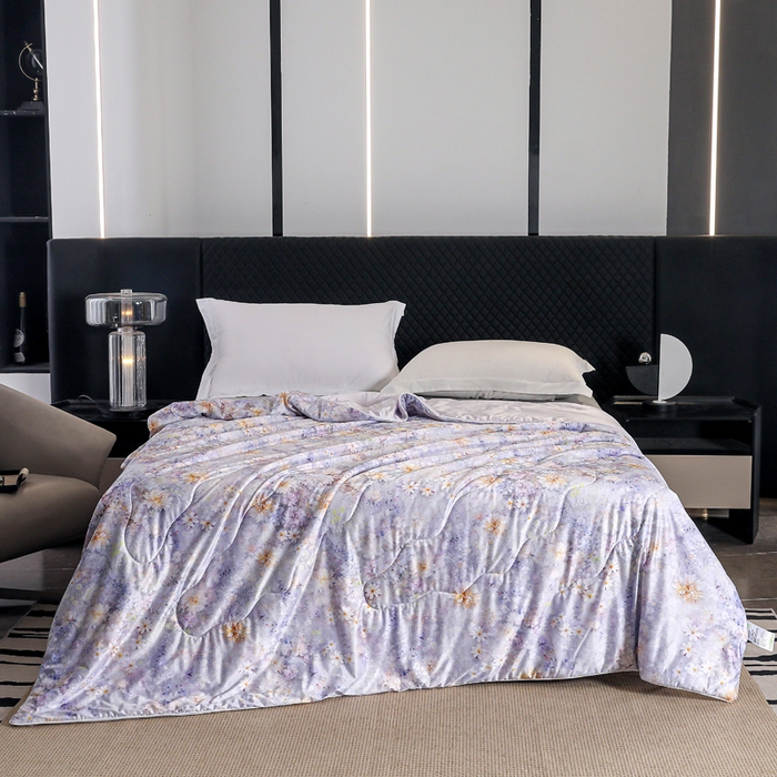 91家纺网 家纺一手货源 找家纺 天之悦家纺 2026新款夏被油光丝数码印花锦氨凉感被夏凉被空调被 茉影灰