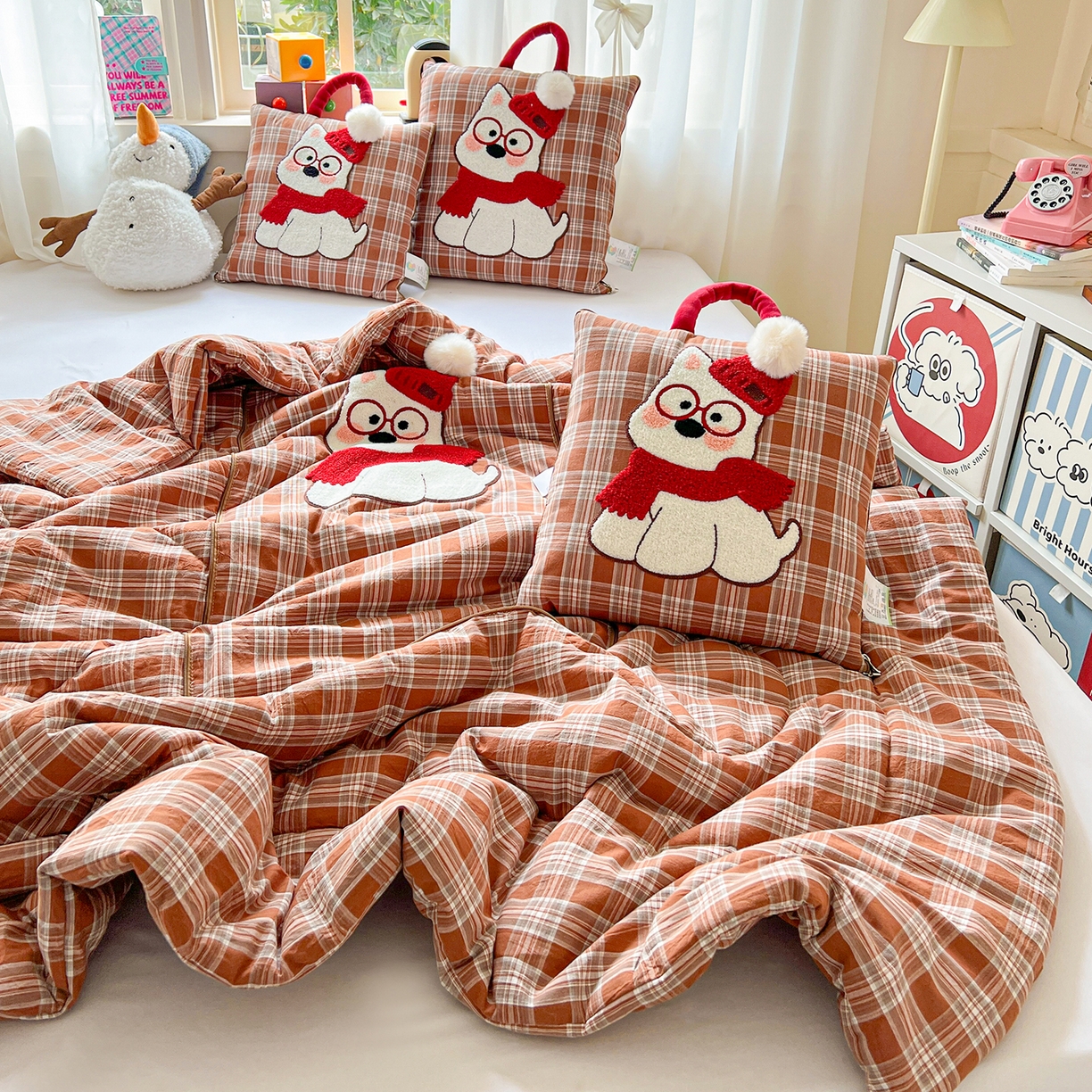 91家纺网 家纺一手货源 找家纺 古本家居 2026春夏新款全棉美拉德西高地系列抱枕被 全棉美拉德围巾西高地咖格