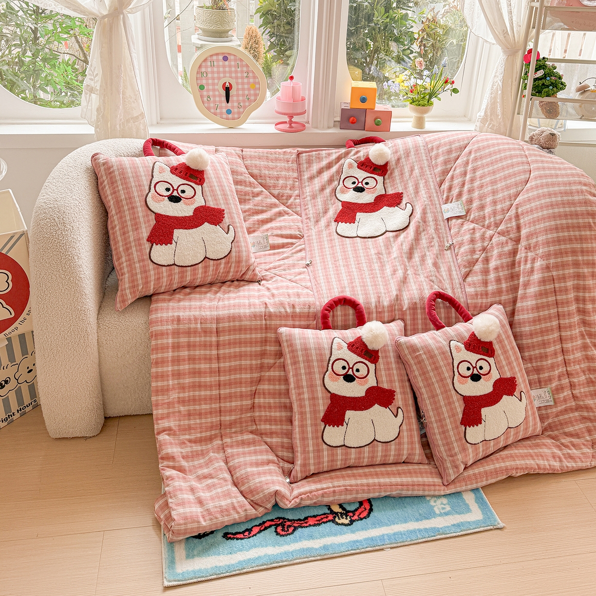 91家纺网 家纺一手货源 找家纺 古本家居 2026春夏新款全棉美拉德西高地系列抱枕被 全棉美拉德围巾西高地粉格