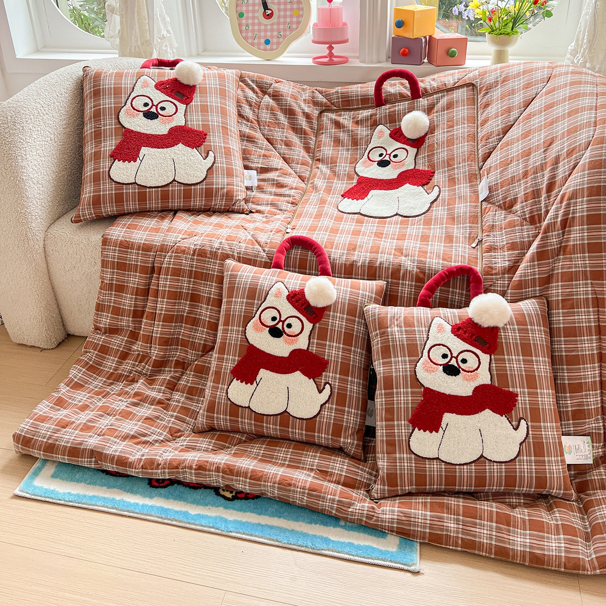 91家纺网 家纺一手货源 找家纺 古本家居 2026春夏新款全棉美拉德西高地系列抱枕被 全棉美拉德围巾西高地咖格