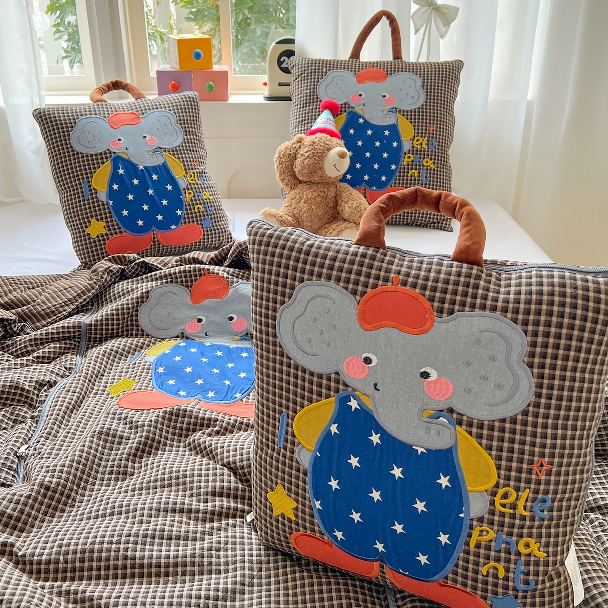 91家纺网 家纺一手货源 找家纺 （总）古本家居 2026春夏新款全棉小丑象系列抱枕被